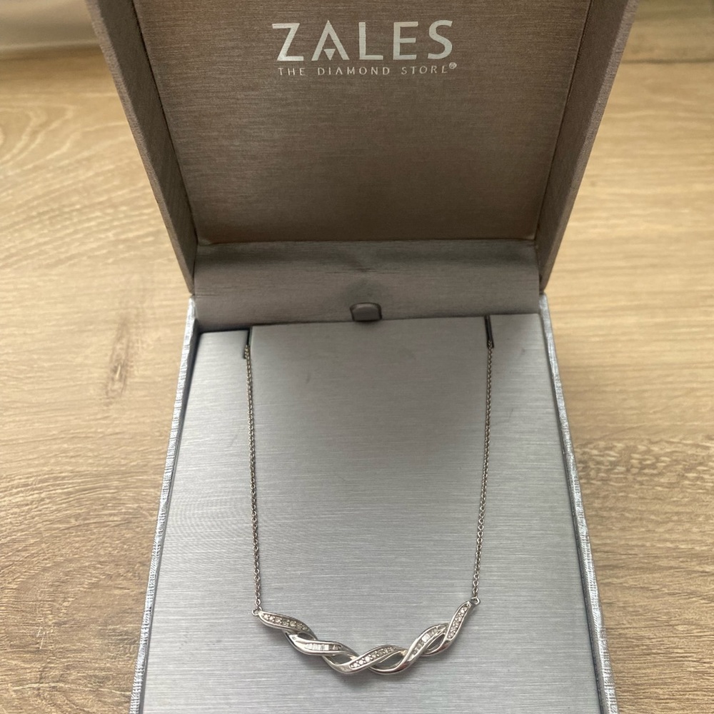 Zales 925 silver diamond necklace